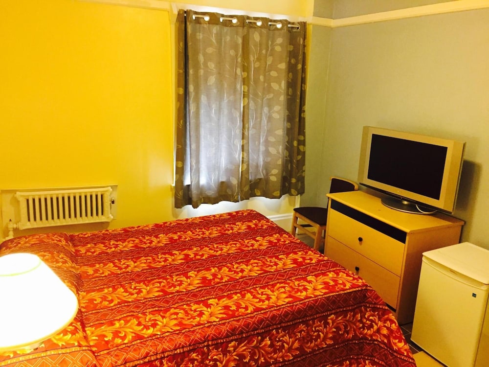 Aldrich Hotel - photo 10