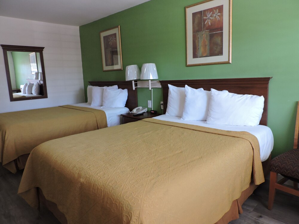 Motel6 Artesia CA - photo 20