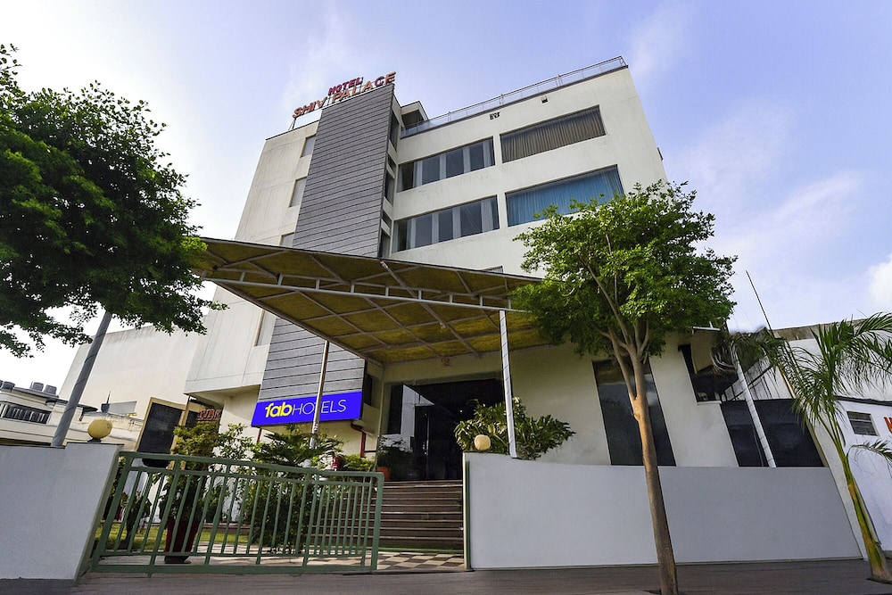 Fabhotel Shiv Palace - last minute hotel in Jaipur