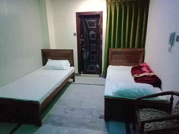 Urwa Hotel & Restaurent - carbon neutral hotel in Bagh