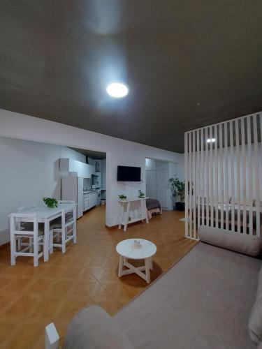 Monoambiente junto a la playa — 4-Star Luxury Hotel in Puerto Madryn, Argentina