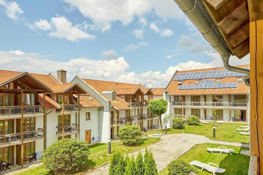 Trip Inn Aktivhotel & Restaurant Sonnenhof bei Passau — 4-Star Luxury Hotel in Sonnen, Germany