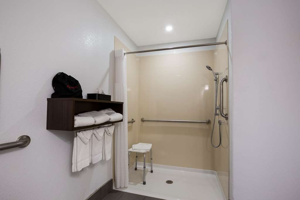 Country Inn & Suites by Radisson Marion IL - photo 11
