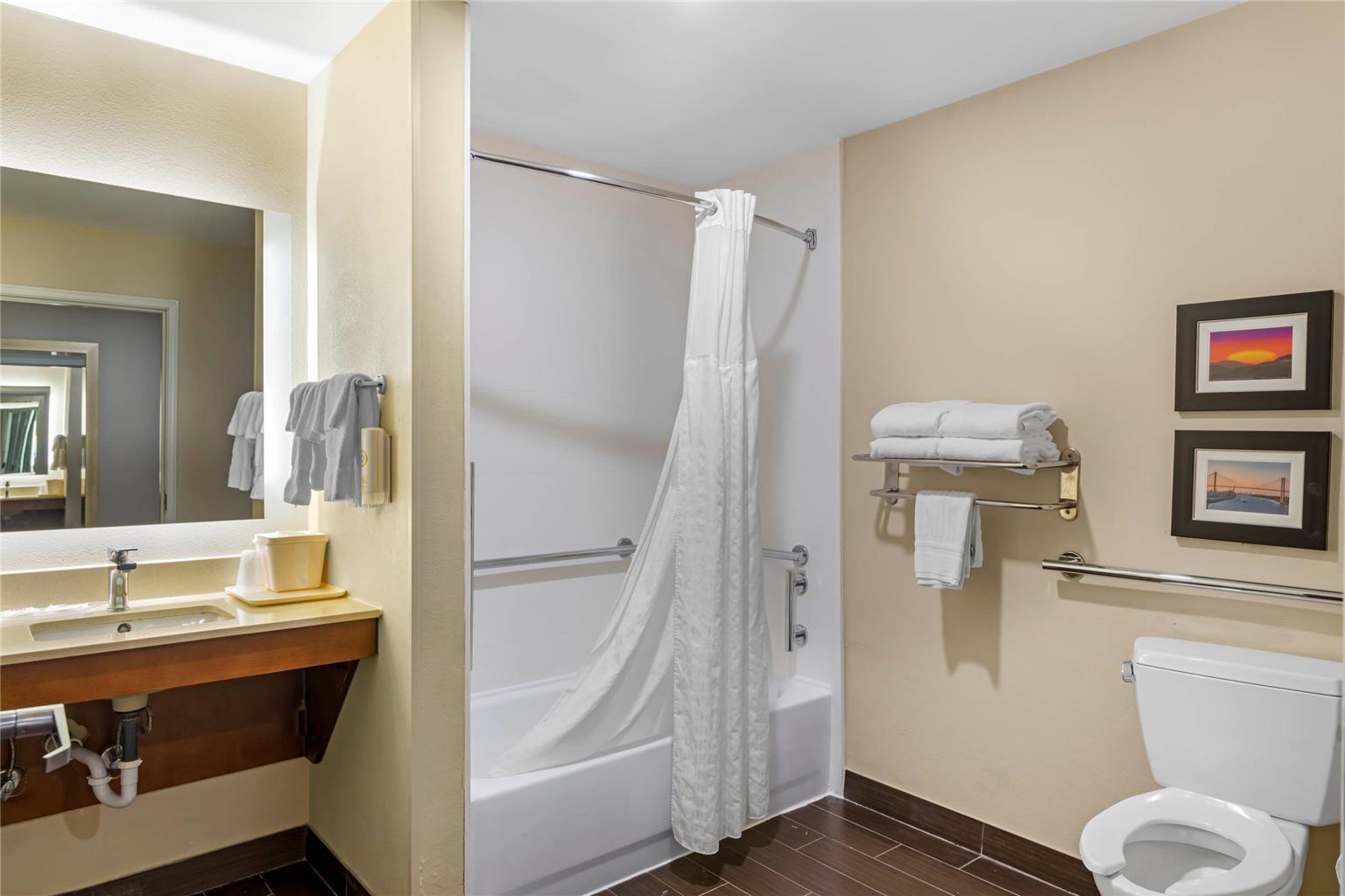 Comfort Suites Savannah Gateway I 95 - photo 47