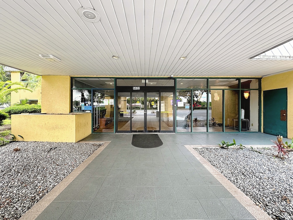 Stayable Jacksonville West - photo 38