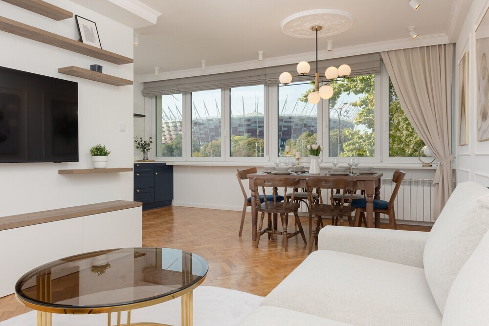 Apartment in the Centre of Warsaw by Noclegi Renters — 4-Star Luxury Hotel in Warsaw, Poland