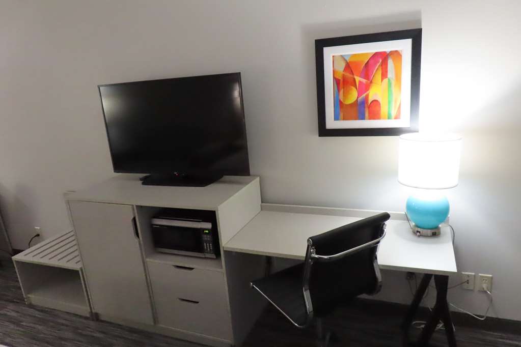 Best Western Heritage Inn Suites - photo 15
