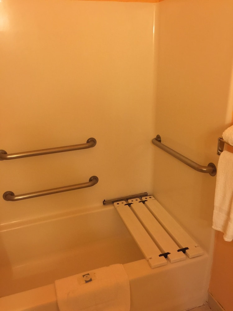 Texas Hill Country Hotel By Holiday Creek - photo 15