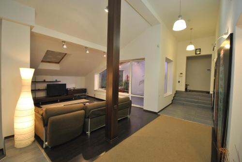 Apartment Grecheskie — 4-Star Luxury Hotel in Odessa, Ukraine