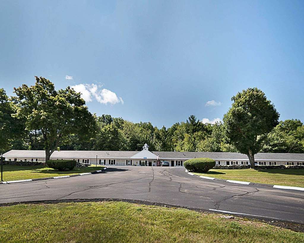 Econo Lodge Westminster MA - photo 4