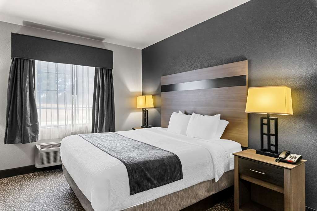 Best Western Sherwood Inn & Suites - photo 19