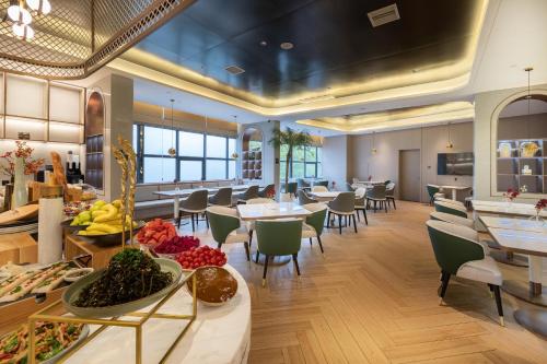 Atour Hotel Changsha Dongtang — 4-Star Luxury Hotel in Changsha, People's Republic of China