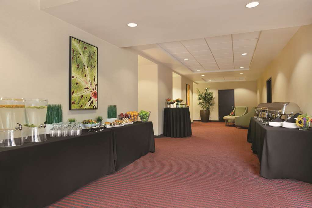 Hyatt Place Baltimore Inner Harbor - photo 29
