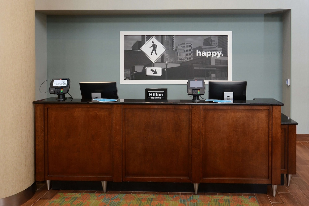 Hampton Inn Raleigh Durham Airport - photo 4