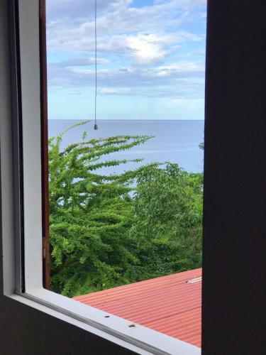 Maison charmante Pointe Noire vue mer — 4-Star Luxury Hotel in Pointe-Noire, Guadeloupe