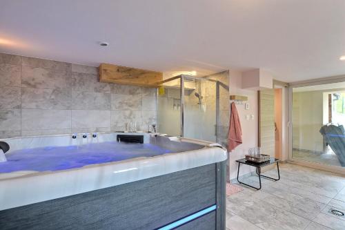 La Fermette Des Vallons Jacuzzi Billard - last minute hotel in Unknown City