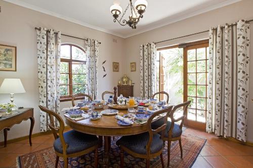 Tiana Guest House