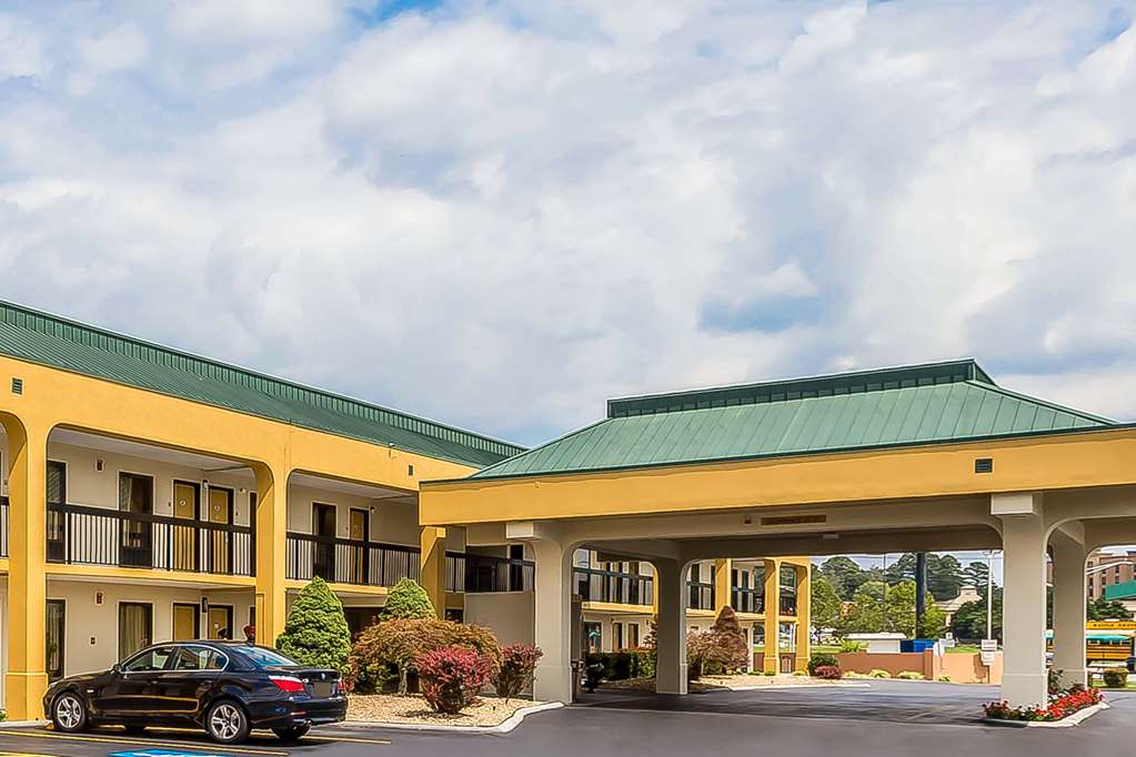 Rodeway Inn Knoxville East — Knoxville
