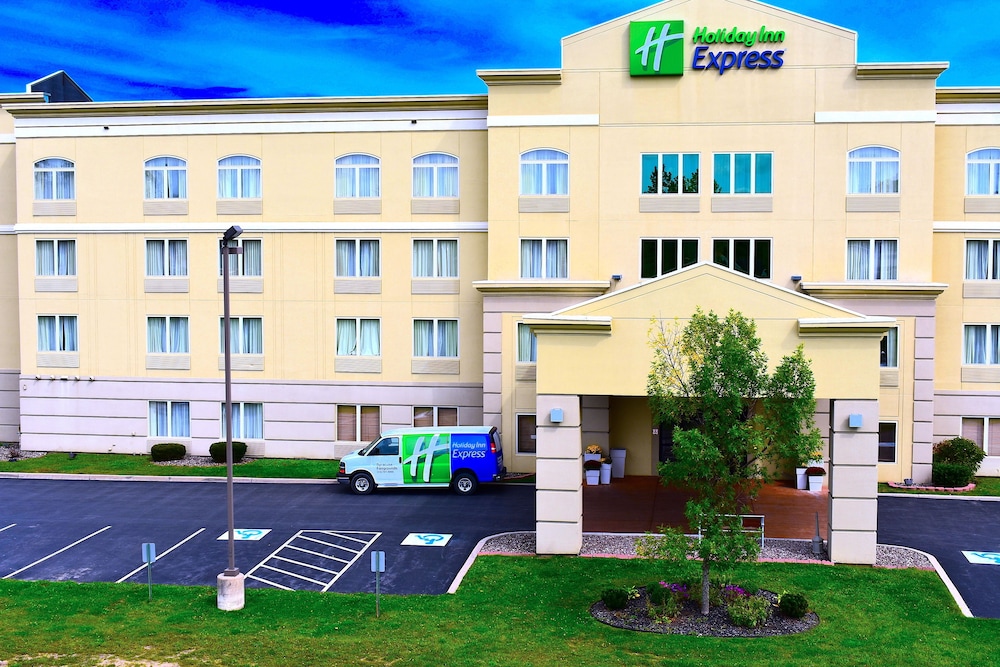 Holiday Inn Express Syracuse Fairgrounds by IHG - photo 2