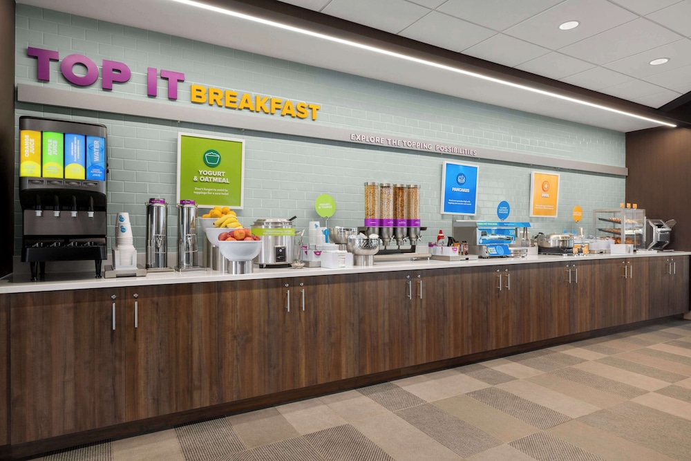 Tru by Hilton Martinsburg - photo 20