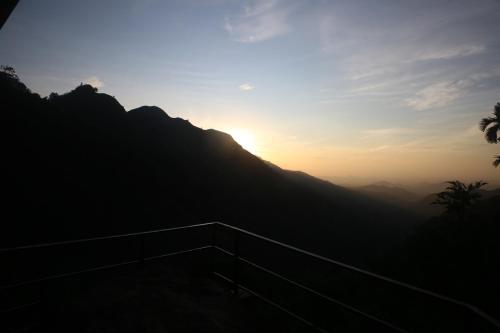 Jungle Cave — Ella Town — photo 5