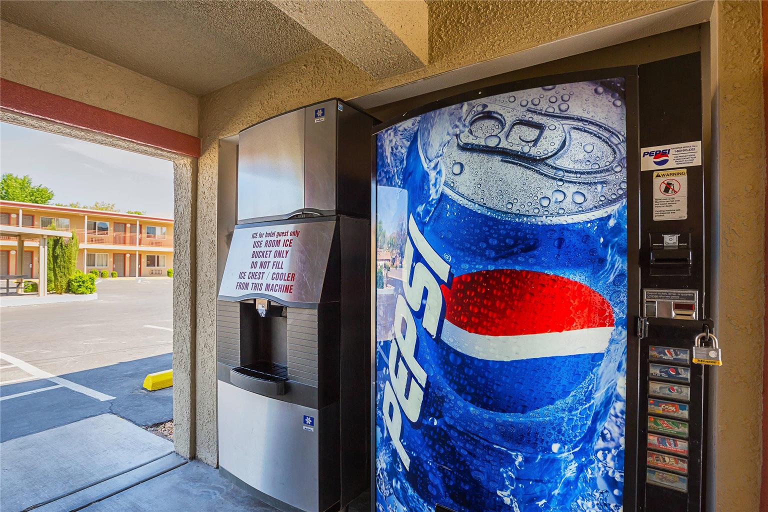 Econo Lodge Hurricane Zion Park Area - photo 27
