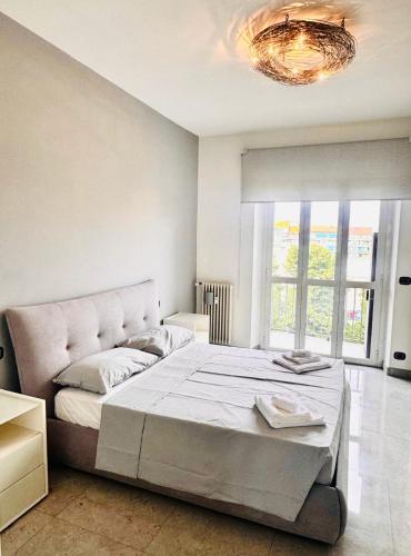 R&G House Appartamento moderno vicino alla metropolitana Modern apartment close to the metro — 4-Star Luxury Hotel in Turin, Italy