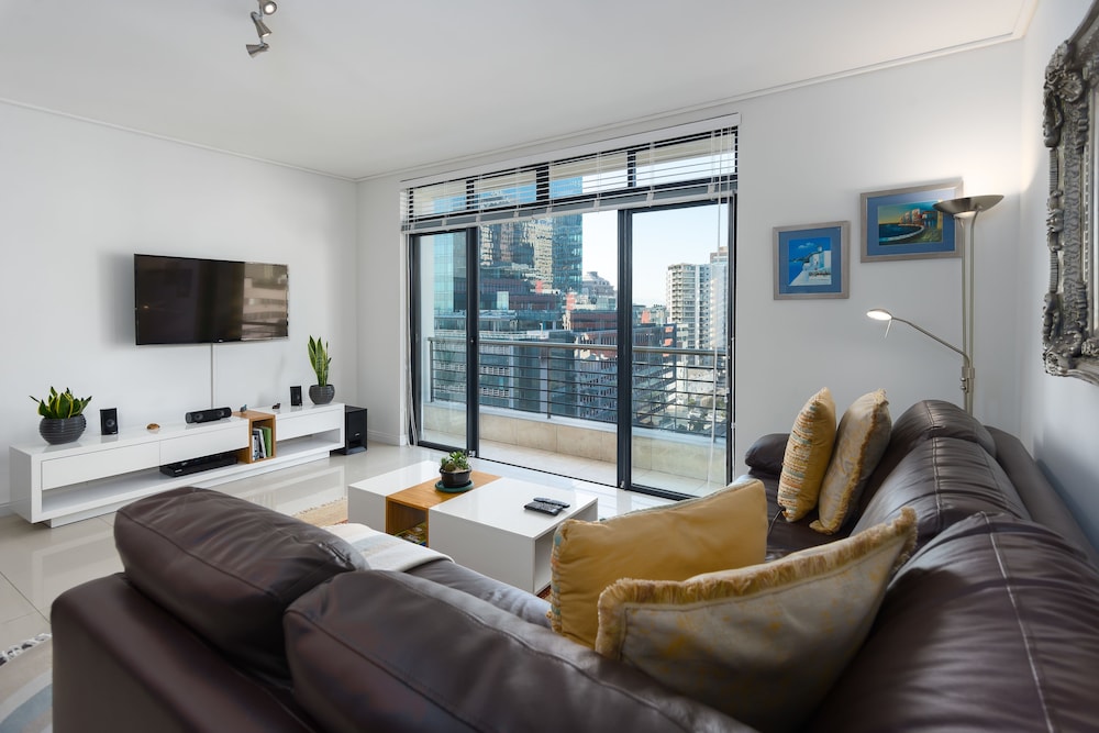 Dockside 901 — 4-Star Luxury Hotel in Cape Town, South Africa