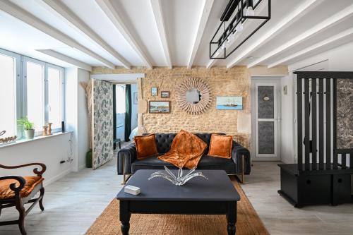 L'échappatoire A 300 m de la plage — hotel in Bernieres-Sur-Mer