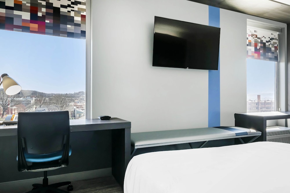 Aloft Newport On The Levee - photo 5