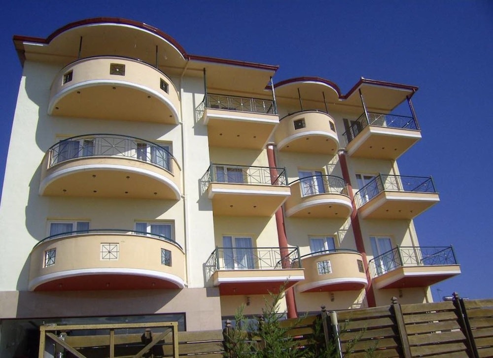 Hotel Metropole — hotel in Leptokarya