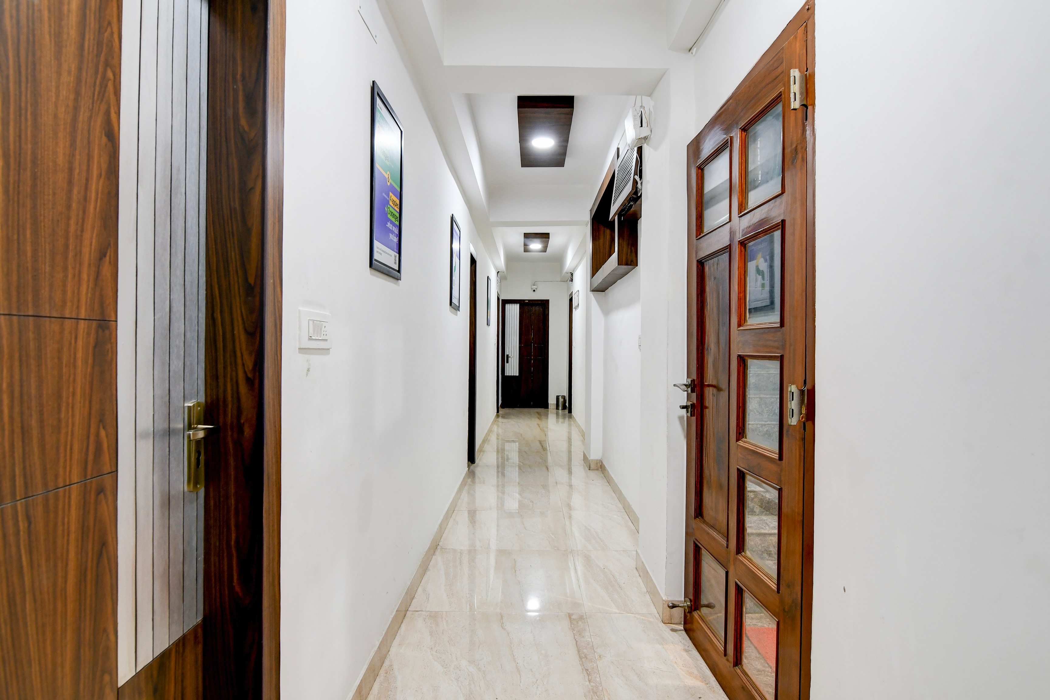 Hotel O R Johnson - last minute hotel in Kolkata