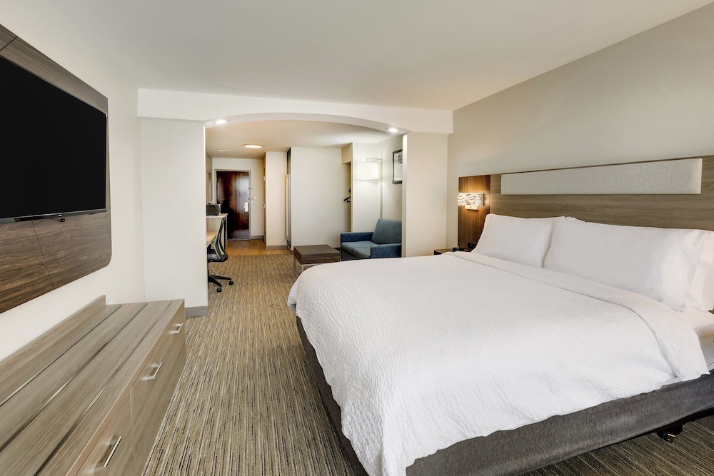 Holiday Inn Express Hotel & Suites Hinesville East Fort Stewart - photo 72