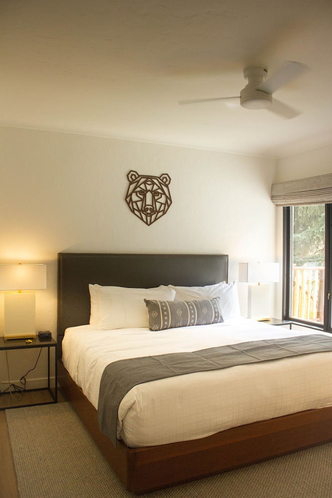 Eagle River Inn - photo 15