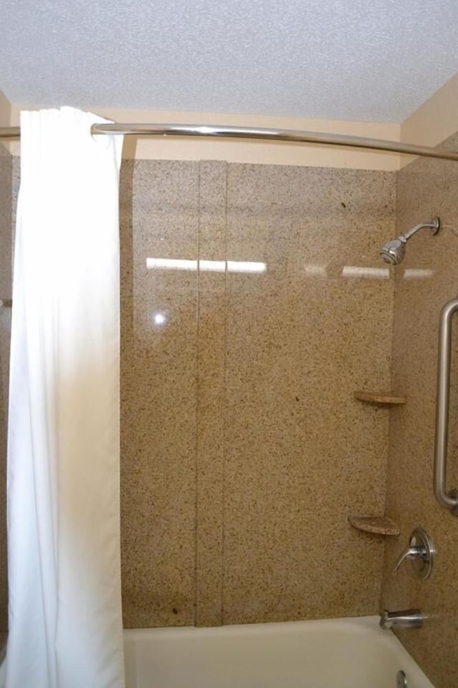 Americas Best Value Inn Smithfield - photo 31