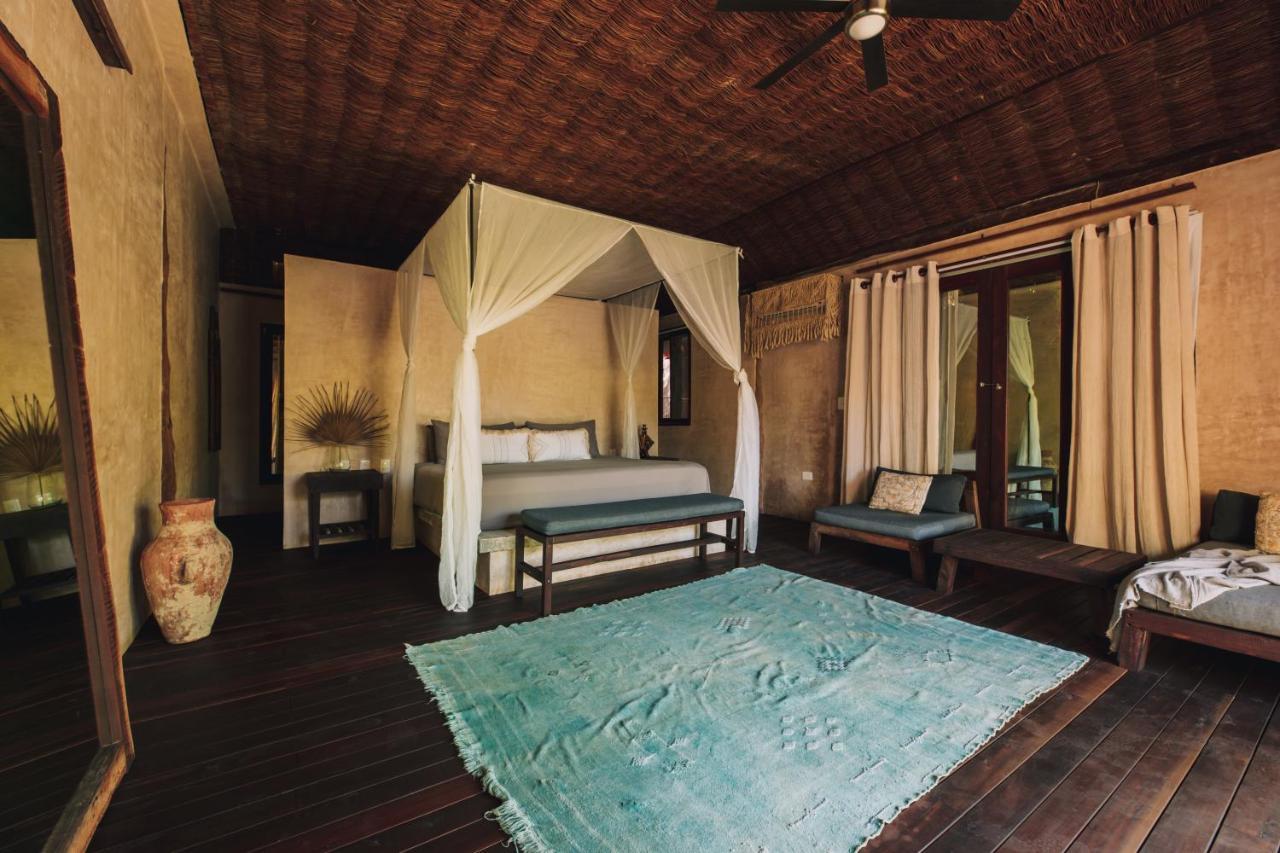 Radhoo Tulum