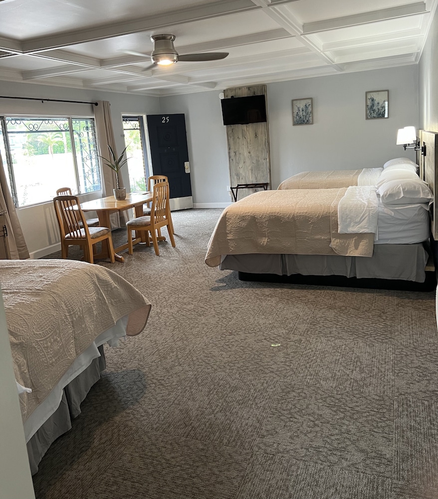 BlueGem Motel - photo 33