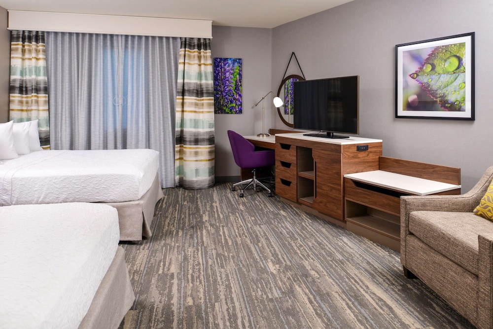 Hampton Inn & Suites Boise Spectrum - photo 14