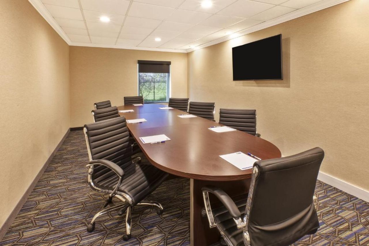 Country Inn & Suites by Radisson Benton Harbor St. Joseph MI - photo 7