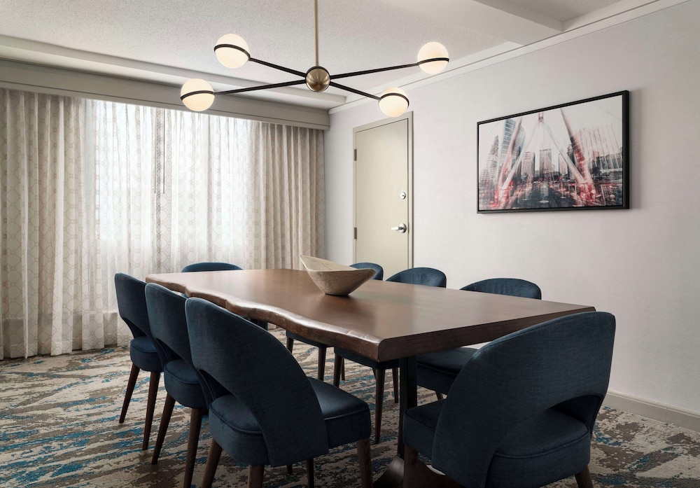 DoubleTree by Hilton Hartford Downtown - photo 17