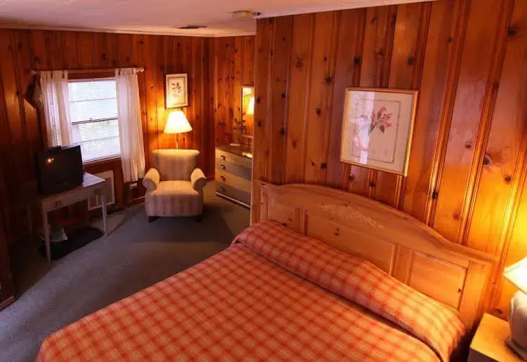 Copper Kettle Motel in Windham, United States