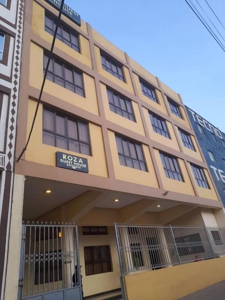 Roza Guest House — 5-Star Luxury Hotel in Naivasha, Kenya