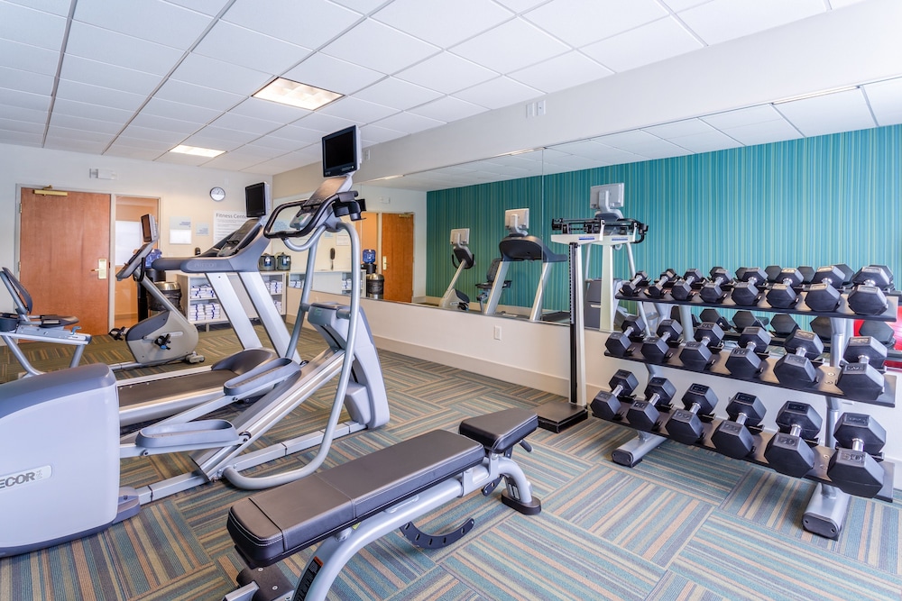 Holiday Inn Express & Suites Cedar Falls Waterloo by IHG - photo 22