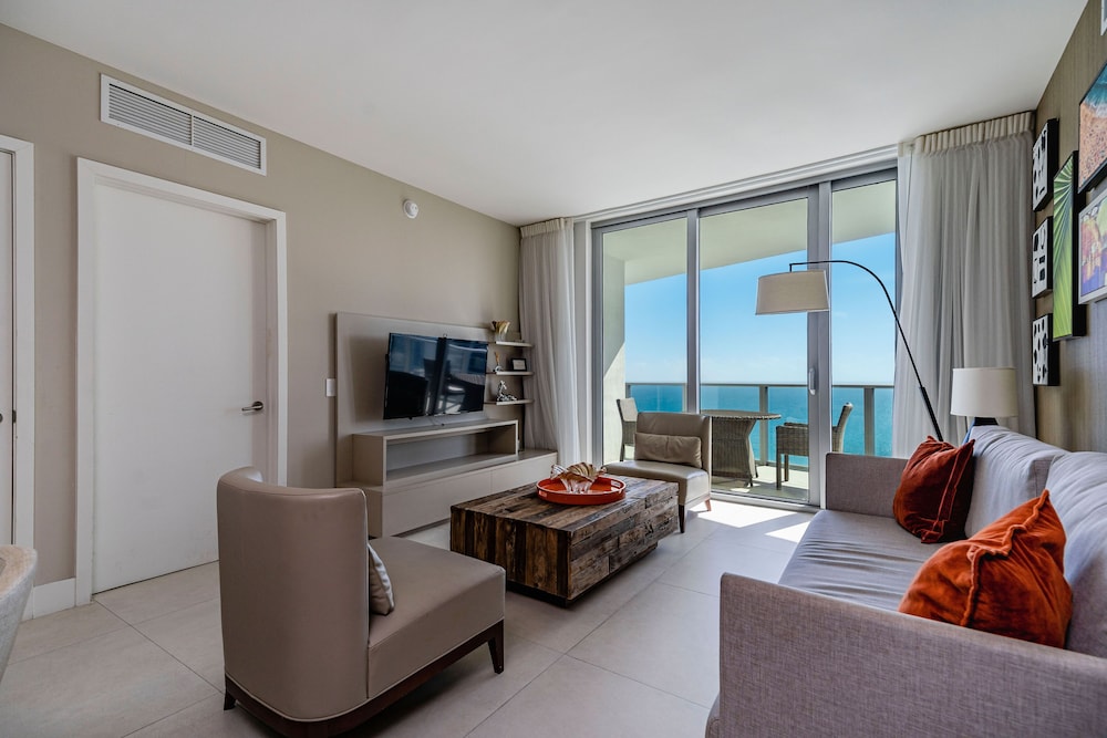 Private Ocean Condos Hyde Beach Resort - photo 58