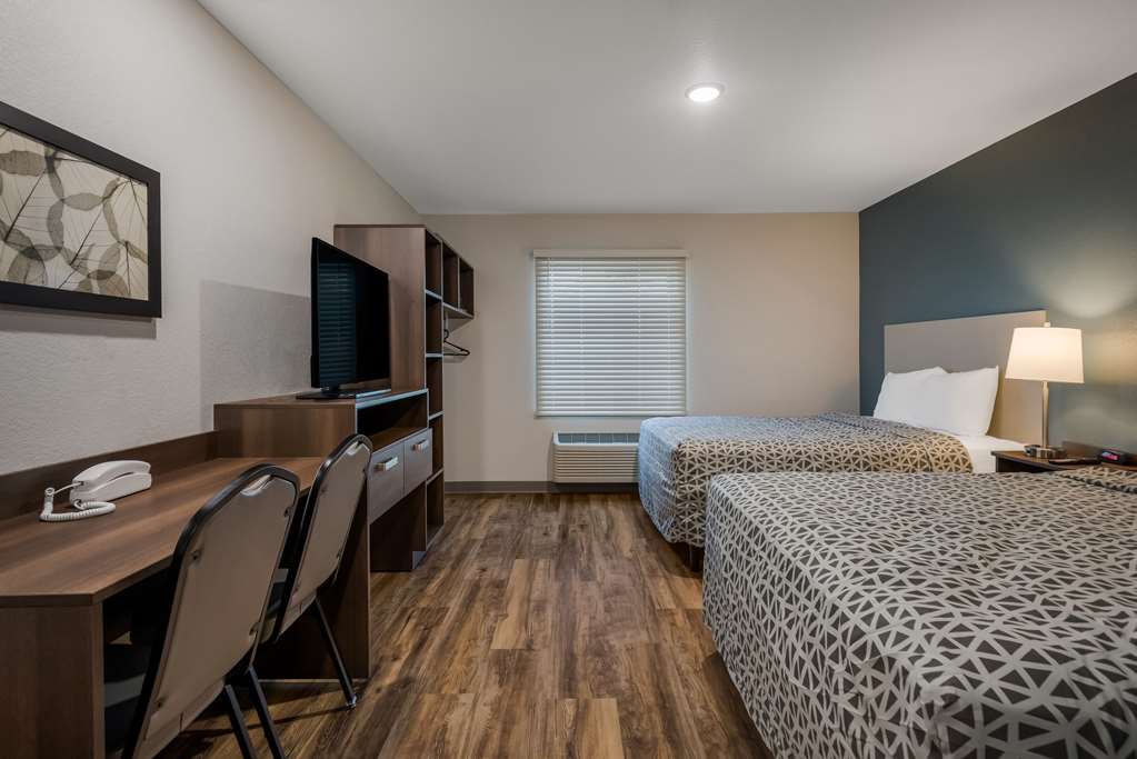 Woodspring Suites Milwaukee Menomonee Falls - photo 23