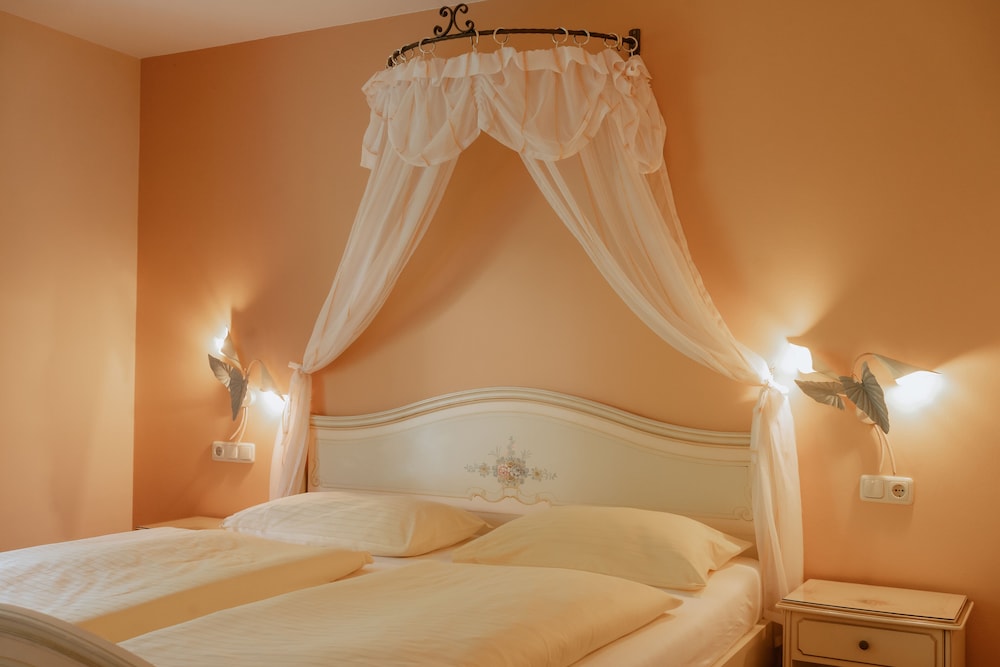 Schlössl Hotel Kindl — Bad Gleichenberg — photo 3
