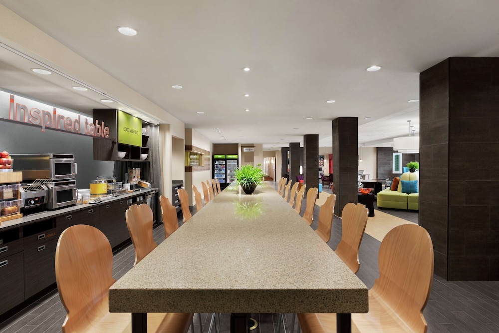 Home2 Suites by Hilton Savannah Airport - photo 25