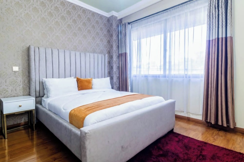Classy Executive One Bedroom Apartment With Heated Swimming Fully Equipped Gym Ample Parking Space And Amazing Scenic Views