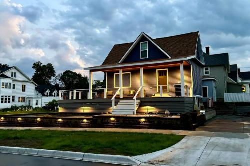 Bay Street Blue Ludington Park — hotel in Escanaba