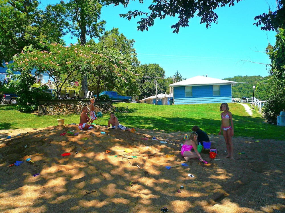 Lamplighter Resort - photo 9